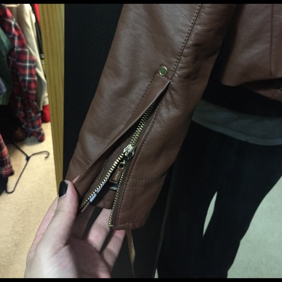 Brown leather coat - Picture 3 of 6