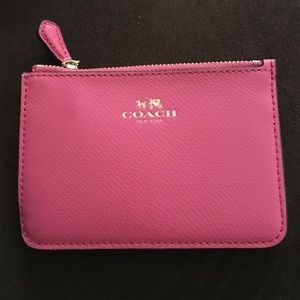 Small coach wallet with keyring