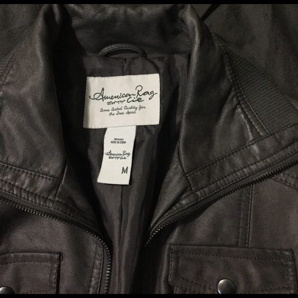 Gray leather coat - Picture 2 of 4