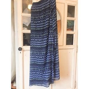 !! SALE !! Hollister Beachy Chevron Maxi Skirt