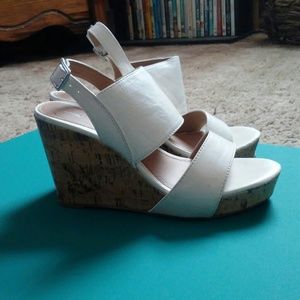 Apt 9 White wedges Size 8