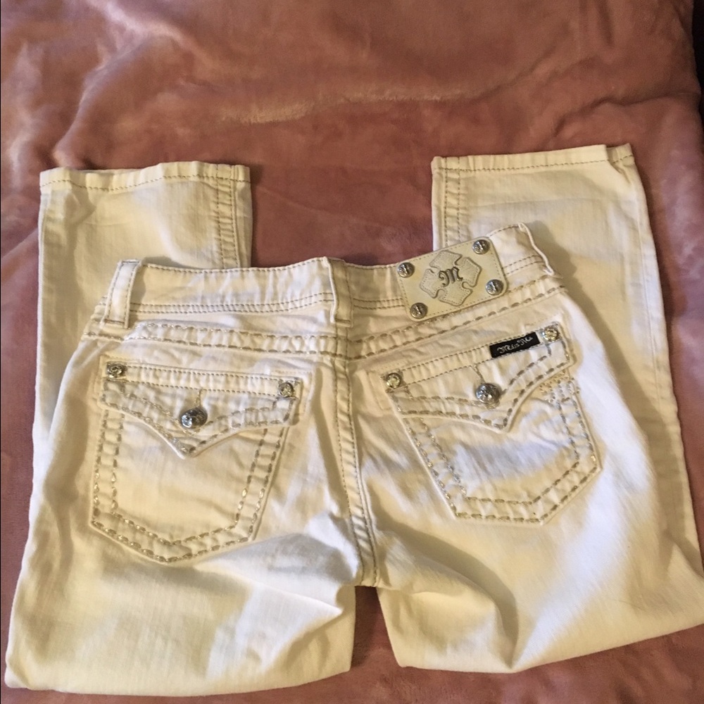Miss Me Capris Size 27