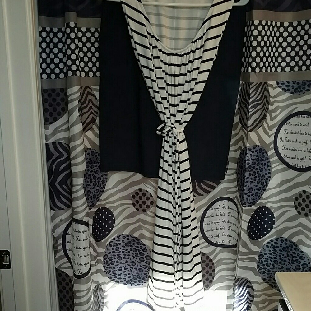 Black and white New York and Company dress
