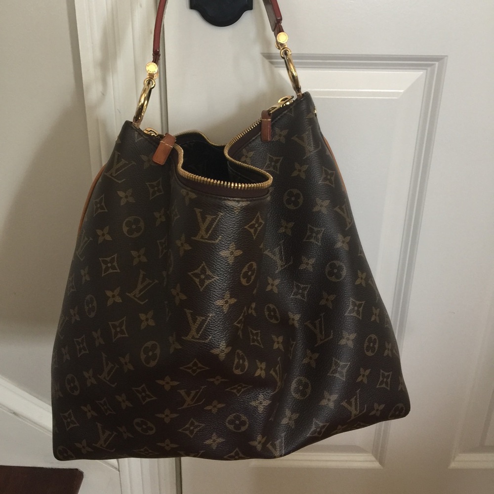 Louis Vuitton purse🚫SOLD