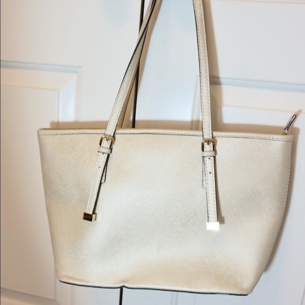 Medium sized Aldo Purse