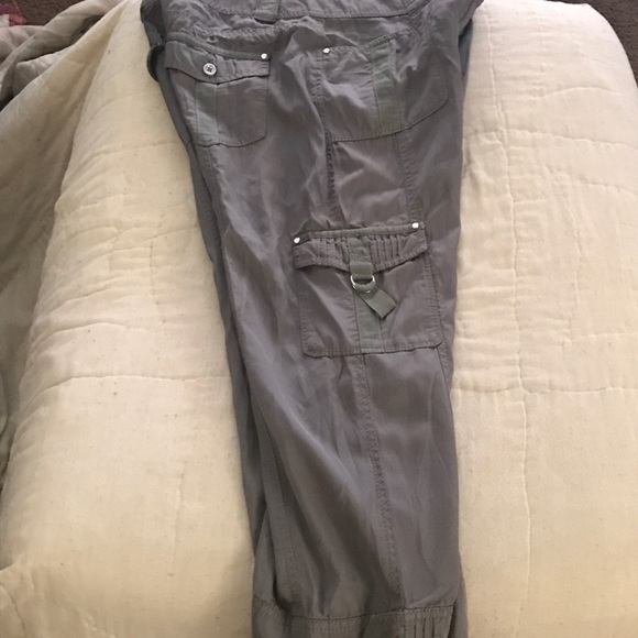 Not for Sale!✨BH/WM khaki parachute pants🌤size 8 - Picture 2 of 4