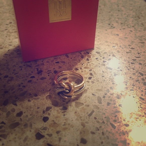 James Avery Lovers Knot ring - Picture 1 of 2
