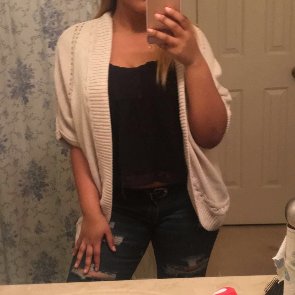 Hollister cardigan