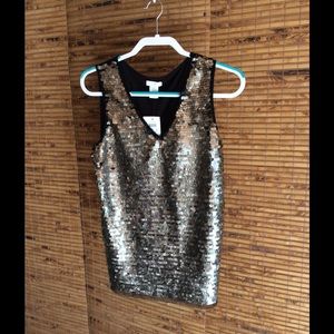 Cache sequin v neck top NWT Sale👠