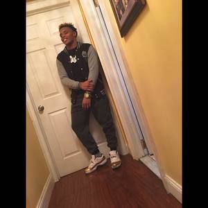 Meet your Posher, Kyrie