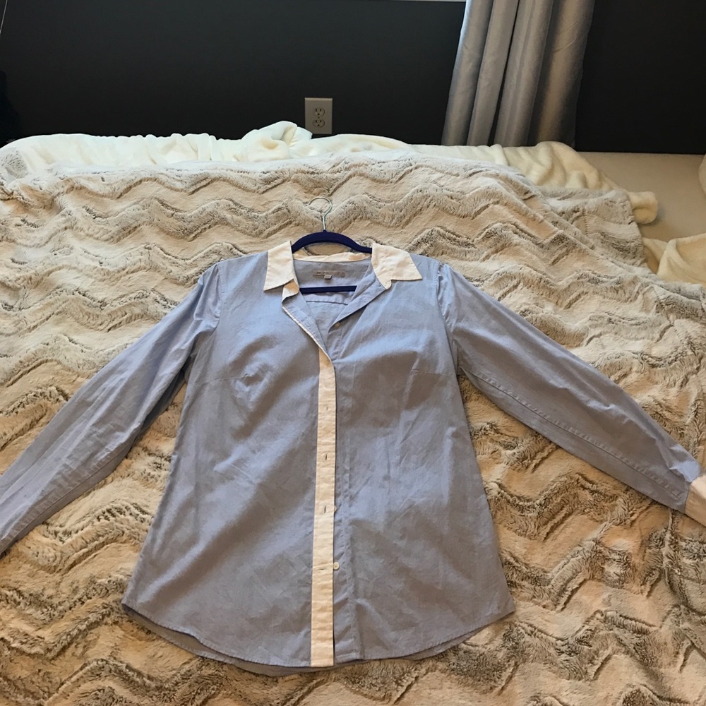 GAP blue button down