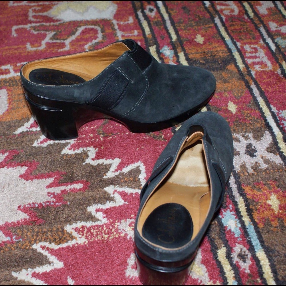Heeled boots with open ankle