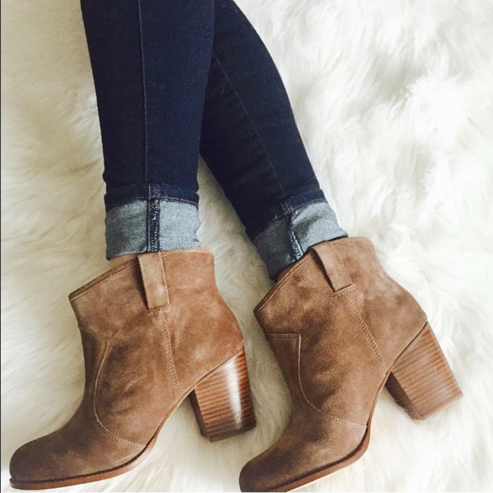 Splendid Lakota Booties in Dark Tan - Picture 7 of 7