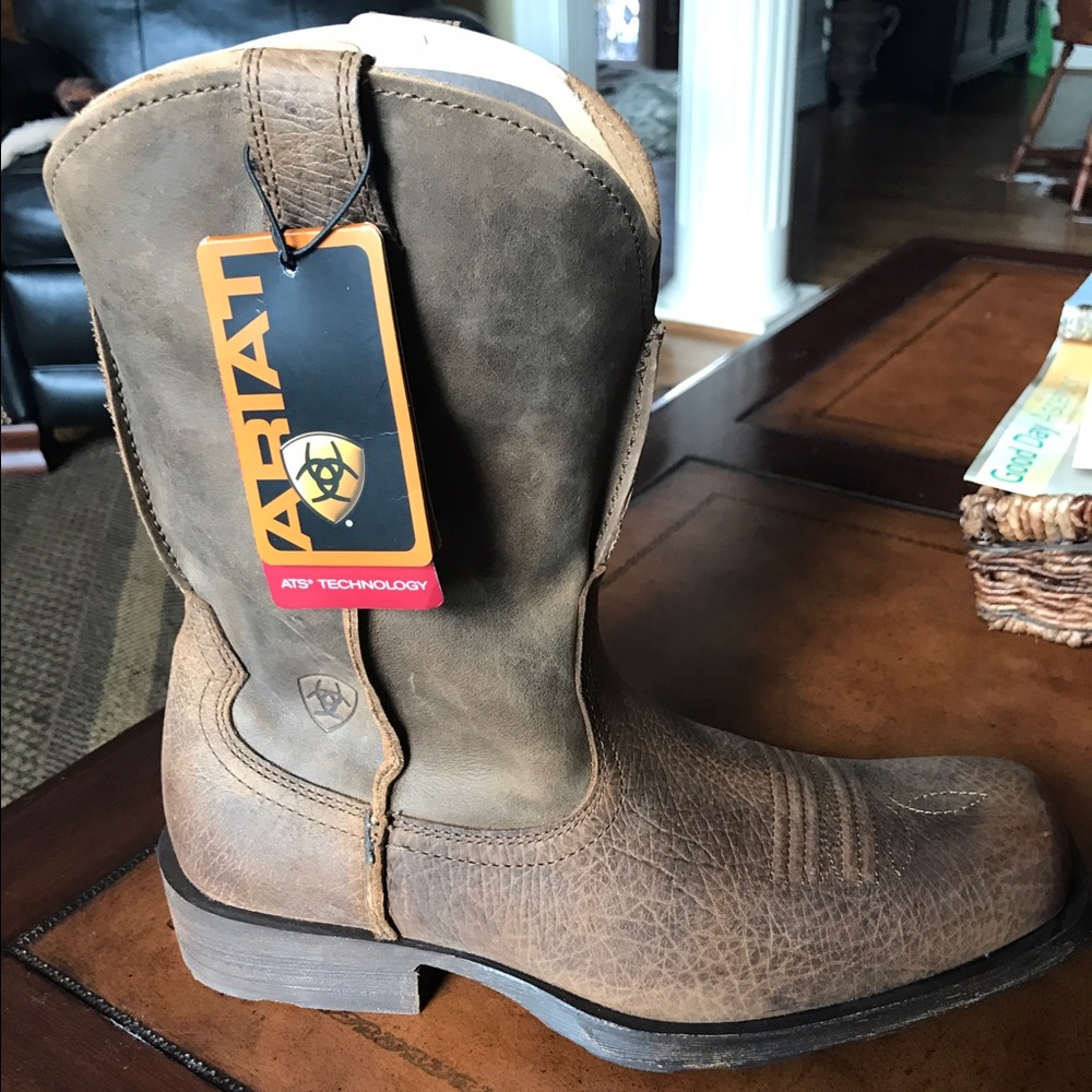Ariat rambler square toe