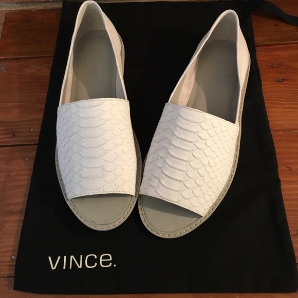 Vince Shoes - VINCE. Isla optic white open toe flat 7 M