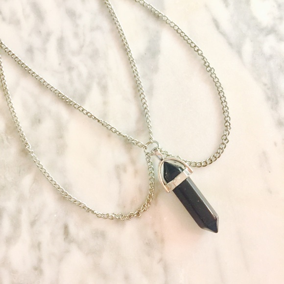 Black Gemstone Choker Necklace - Picture 2 of 4