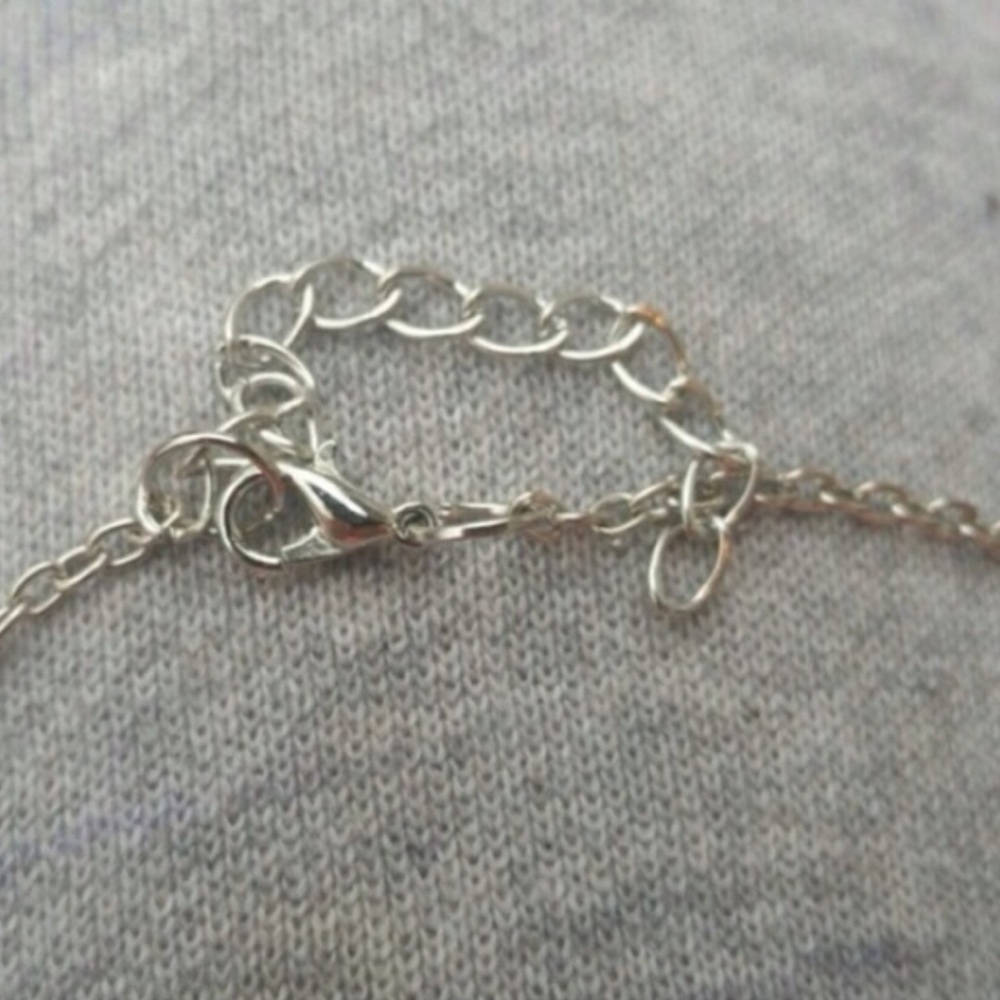 (Q1) Nana Necklace - Picture 3 of 4