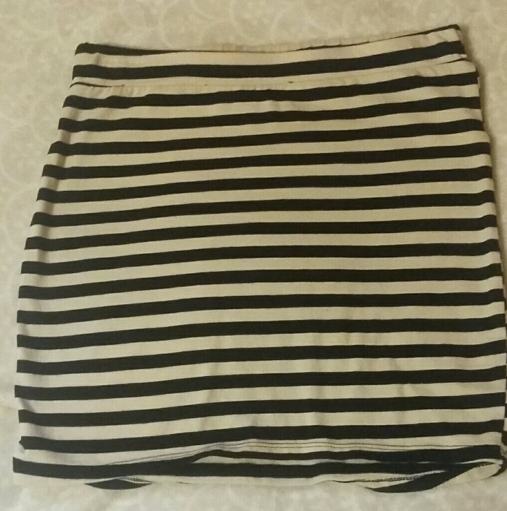 Adam Levine Skirt
