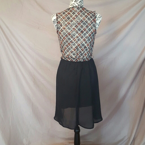 Plaid Print Wrap High Low Dress - Picture 4 of 8