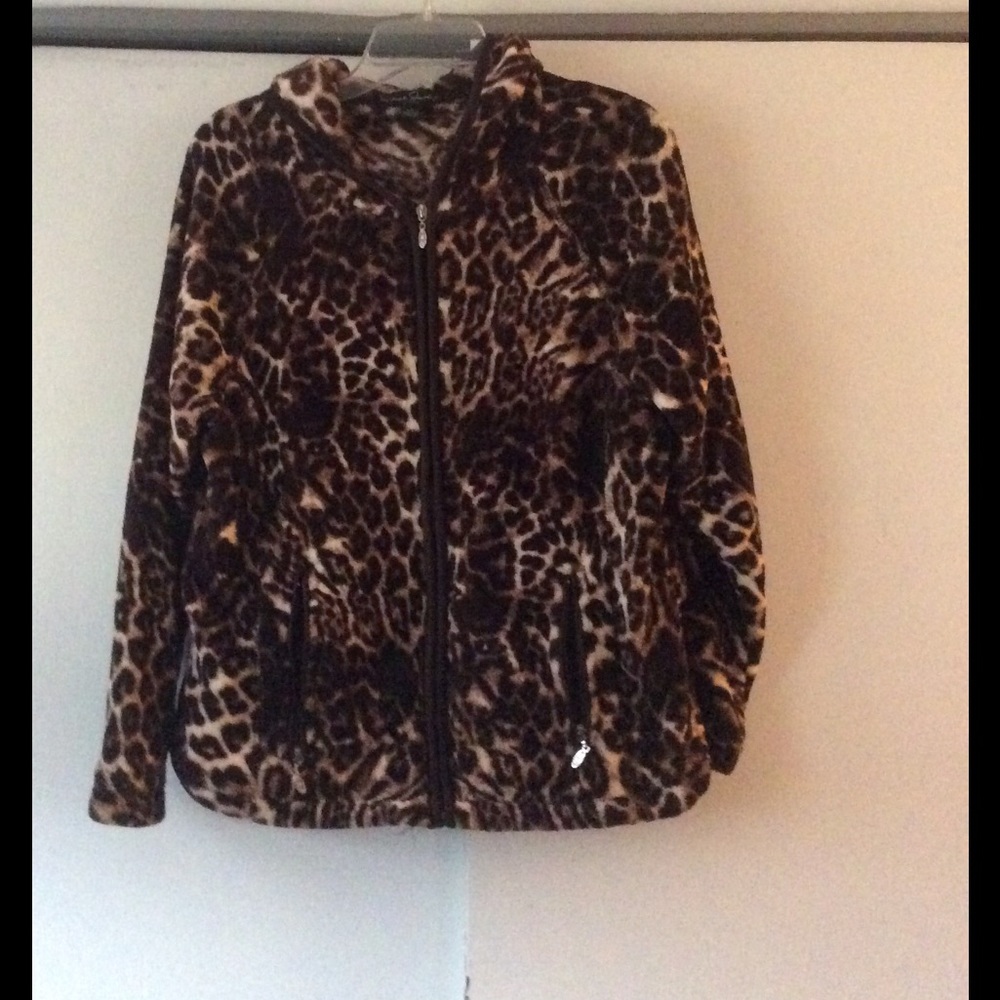 Light weight zip up jacket