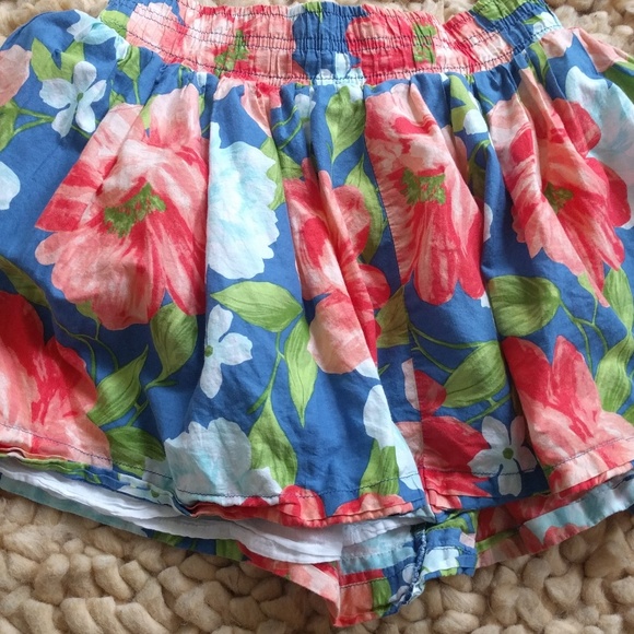 Hollister Floral White Point Blue Casual Skirt - Picture 3 of 5