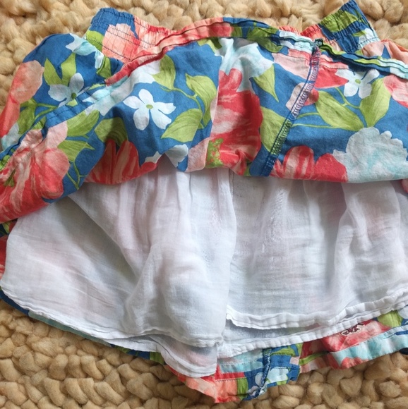 Hollister Floral White Point Blue Casual Skirt - Picture 4 of 5