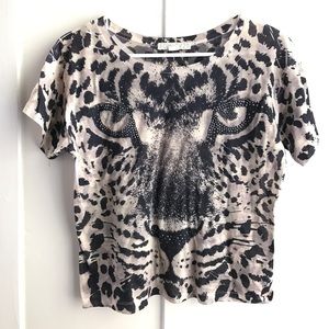 Graphic tee