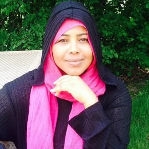 Meet your Posher, Fathia