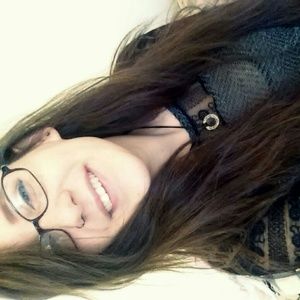 Meet your Posher, Talayna