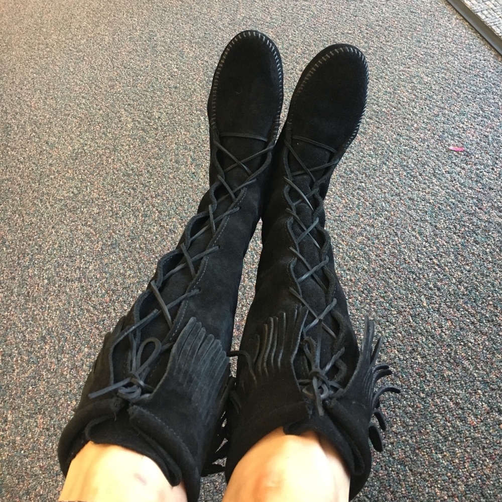 FRONT LACE KNEE HIGH BOOT (WOMEN)