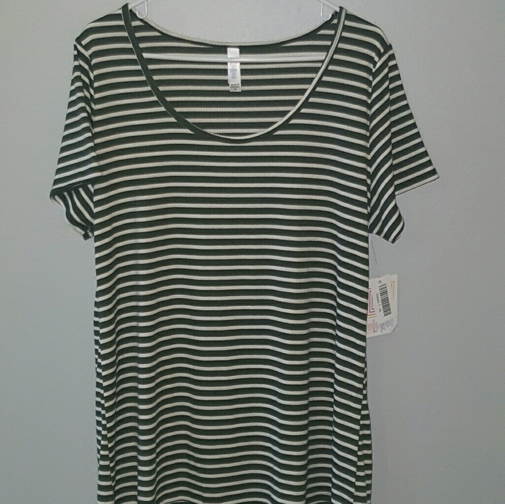 LuLaRoe Classic T