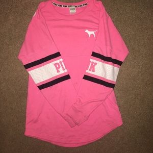 VS PINK varsity crew!