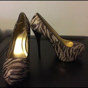 Charlotte Russe Glitter Pumps