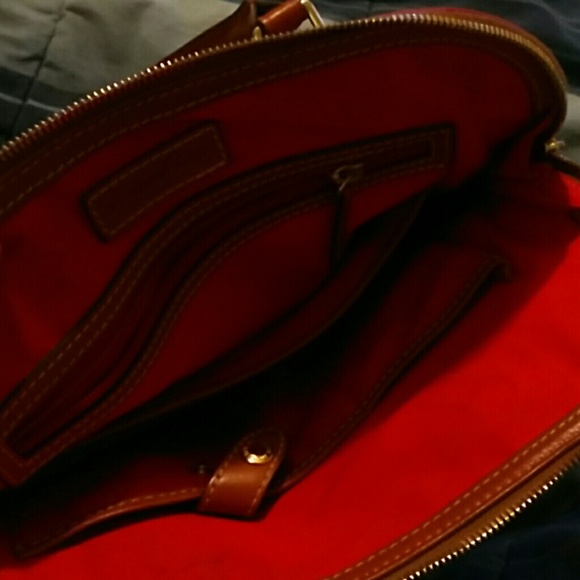 Dooney - Picture 4 of 4