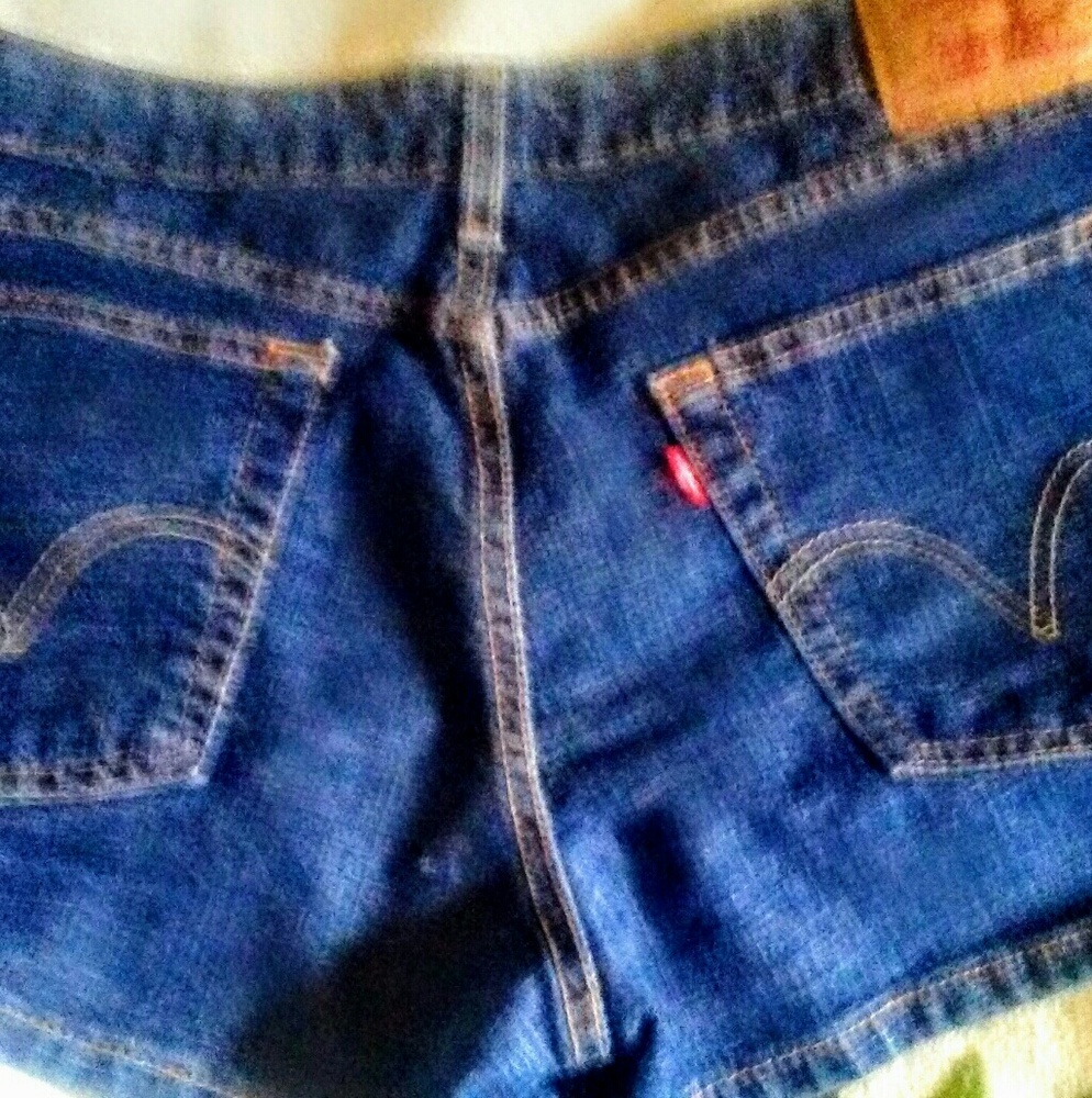Levi jean shorts