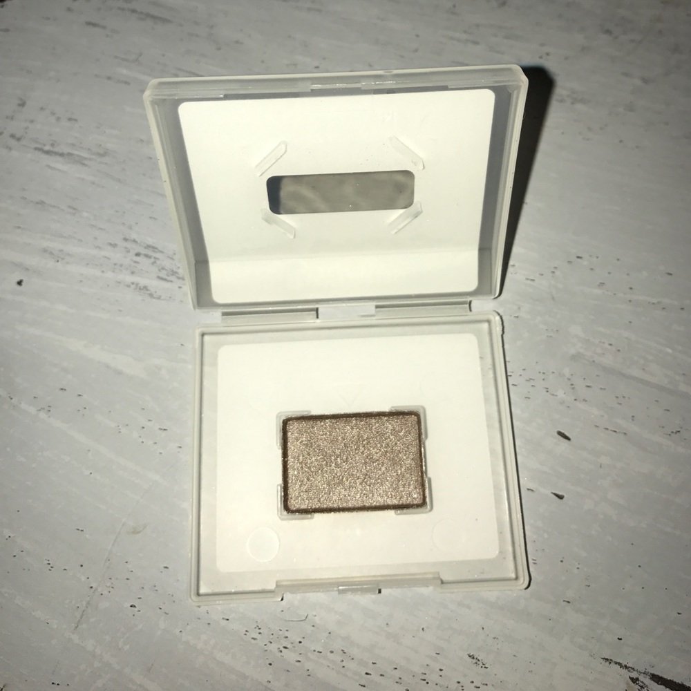 Mary Kay Mineral Eye color Granite