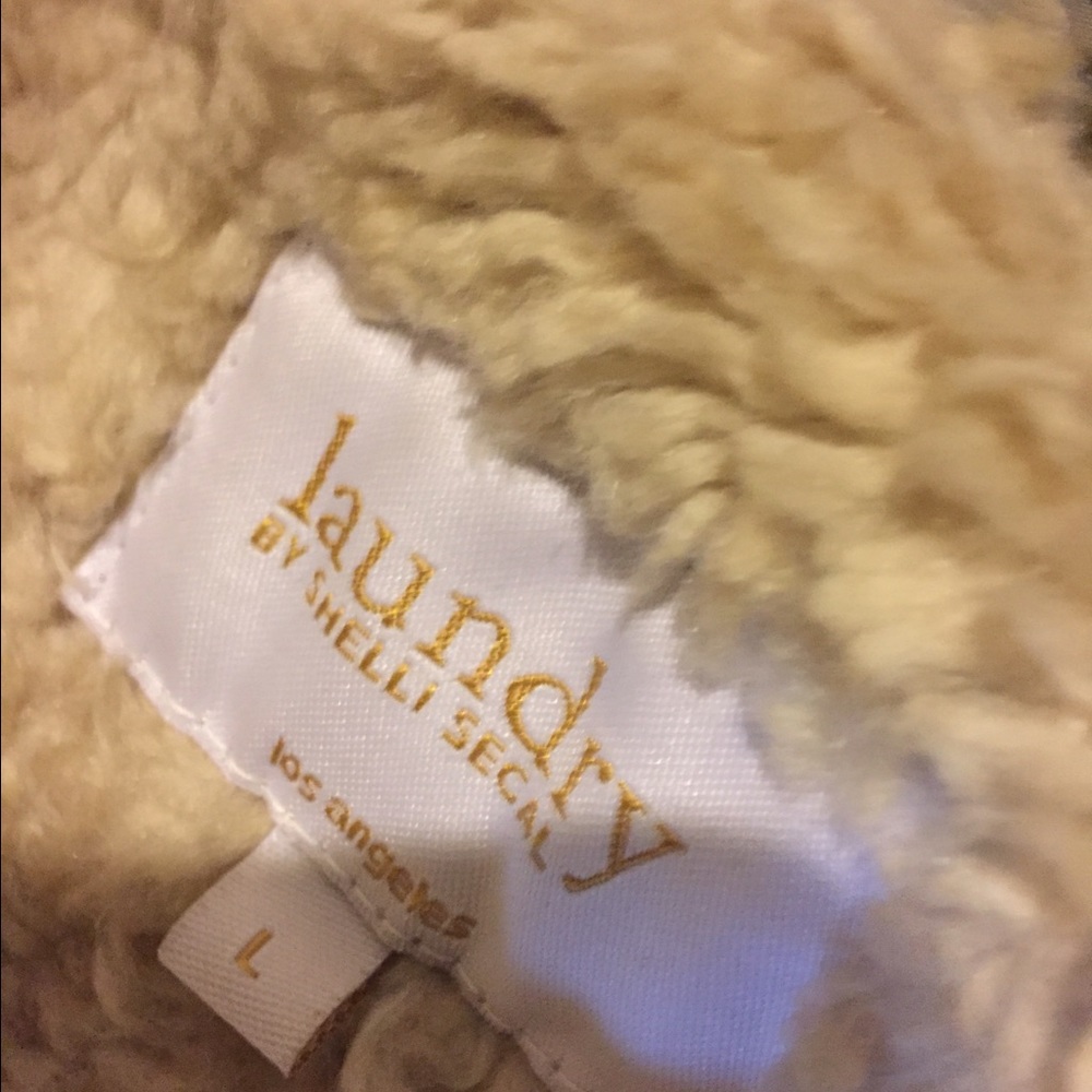 Laundry - Picture 2 of 3