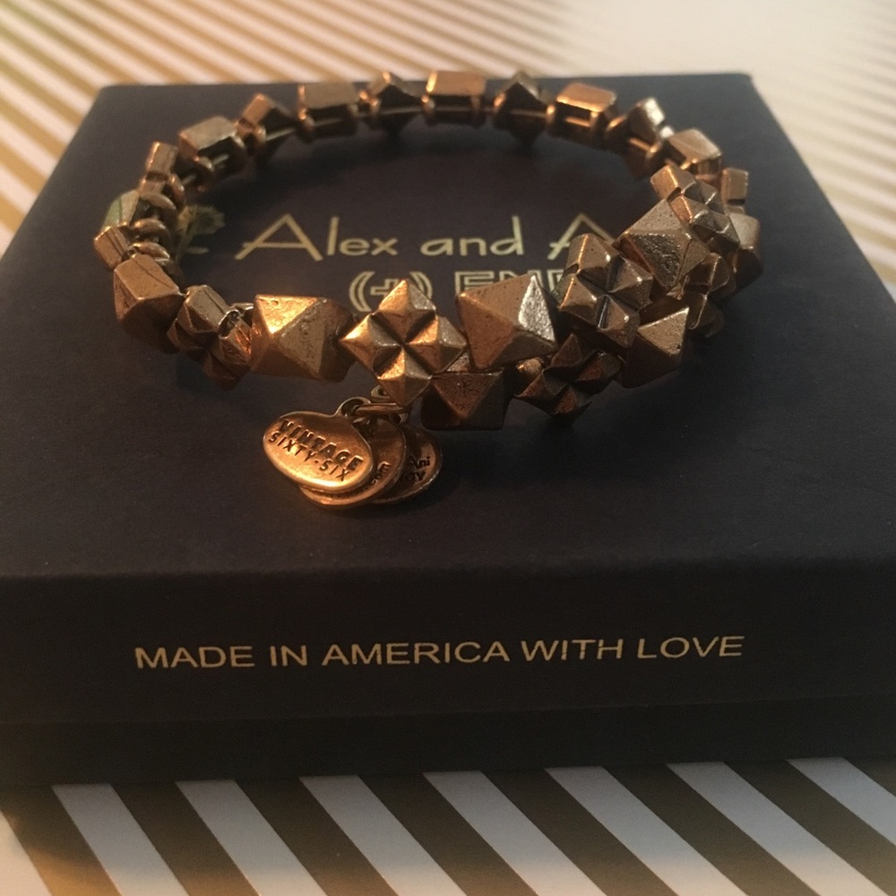 Alex & Ani Studstruck Wrap
