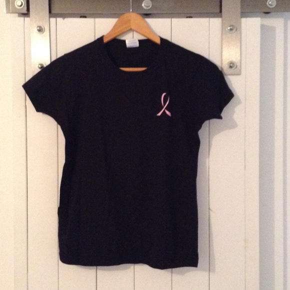 Tops - Pink ribbon tee