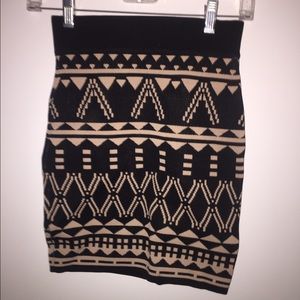 Gracia black Aztec skirt