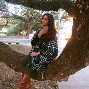 Meet your Posher, Maha