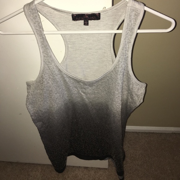 Tank top - Picture 1 of 3