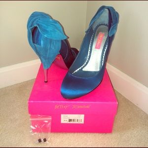 Betsy Johnson Heels.  Love this turquoise color!
