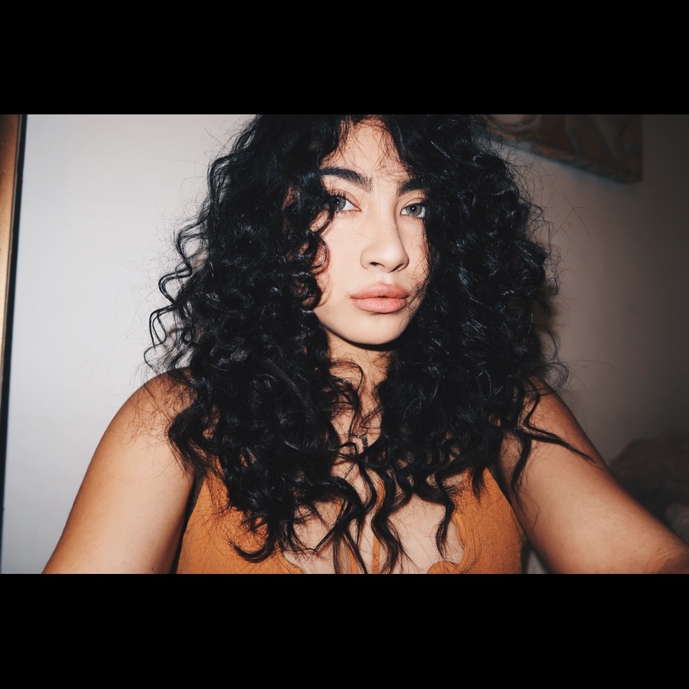 Meet your Posher, Tanya