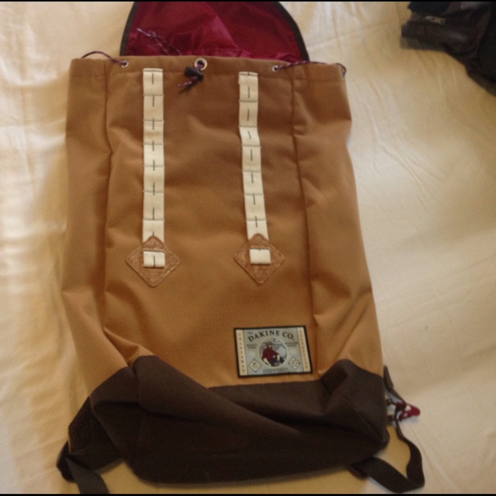 Brand new back pack for man or woman