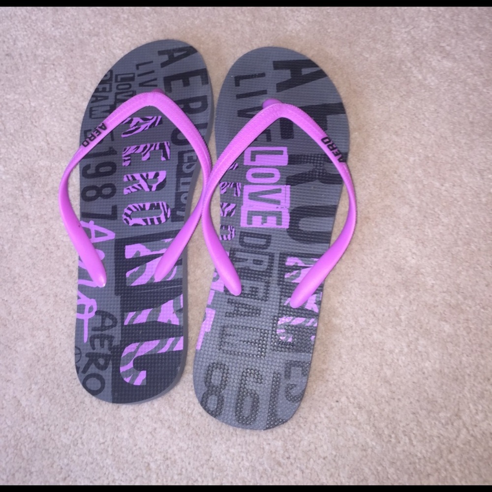 Aeropostale Flip Flops!