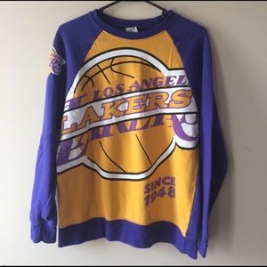 Vintage lakers sweater