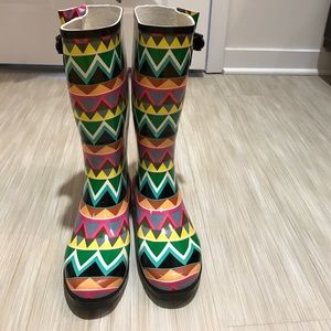 Patterned Rain Boots! Size 8