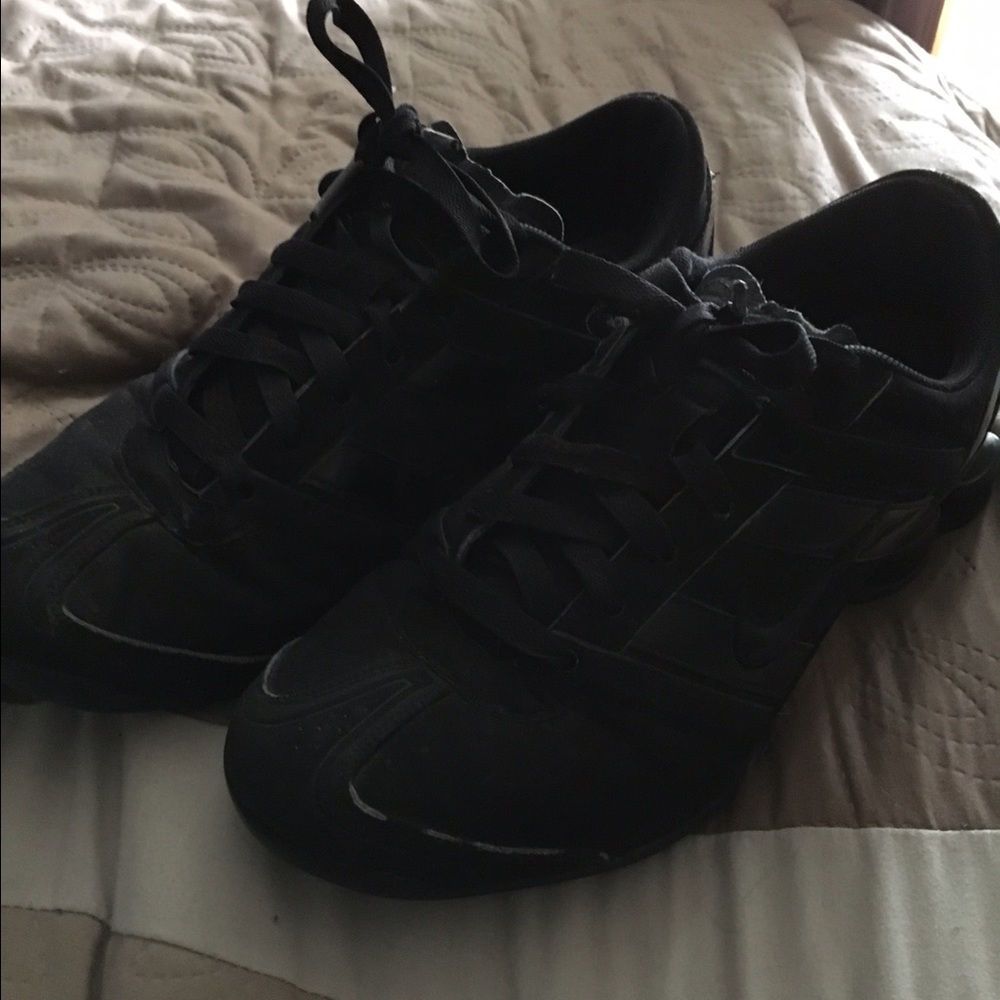 Sz 8 Black Nike**price is firm**