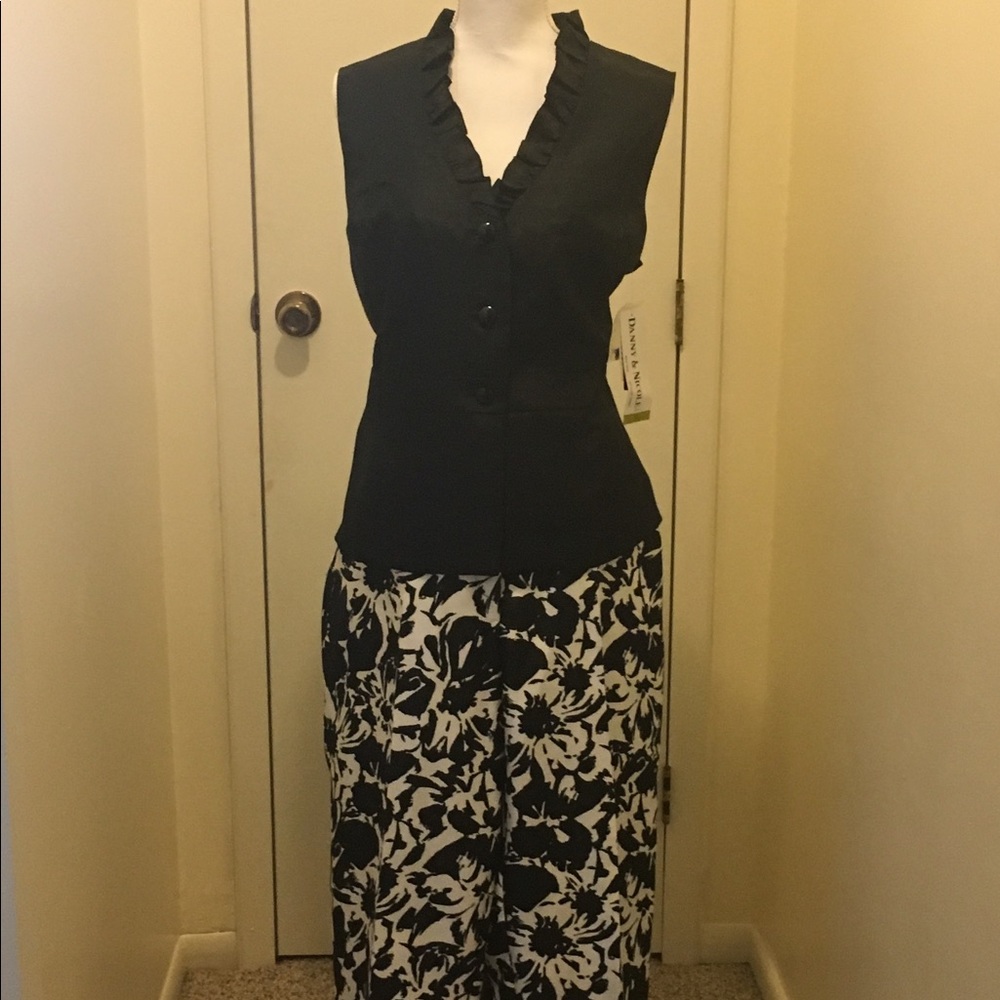 Women's capri outfit